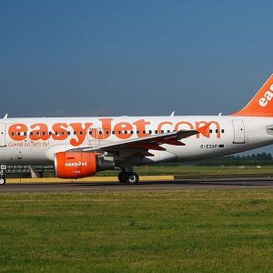 Fly Drive Belfast International Airport met Easyjet -Categorie/Fly Drive